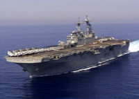 [ẢNH] Hai tàu đổ bộ khổng lồ của hải quân Mỹ liên tiếp bốc cháy