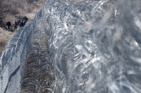 [ẢNH] Những hàng rào biên giới không tưởng trên thế giới