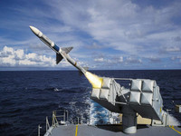 [ẢNH] Hệ thống tên lửa phòng không đặc biệt trên tàu sân bay Mỹ