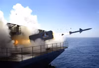 [ẢNH] Hệ thống tên lửa phòng không đặc biệt trên tàu sân bay Mỹ