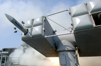 [ẢNH] Hệ thống tên lửa phòng không đặc biệt trên tàu sân bay Mỹ