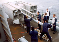 [ẢNH] Hệ thống tên lửa phòng không đặc biệt trên tàu sân bay Mỹ