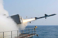 [ẢNH] Hệ thống tên lửa phòng không đặc biệt trên tàu sân bay Mỹ