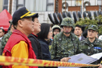 Chạy đua với thời gian tìm kiếm người mất tích trong trận động đất tại Đài Loan