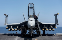 [ẢNH] Siêu tàu sân bay Mỹ bất ngờ xuất hiện tại biển Đông