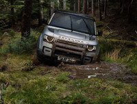 [ẢNH] Xe off-road huyền thoại Land Rover Defender ra mắt đầy ấn tượng