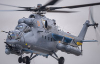 [ẢNH] Trực thăng tấn công hạng nặng Mi-35P 'thổi' sập lễ đài tại Indonesia