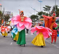 Người dân Thanh Hóa háo hức với Carnival đường phố lần đầu tiên