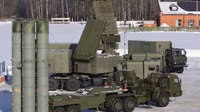 [ẢNH] Ấn Độ quyết định từ bỏ S-400, quay sang lựa chọn vũ khí Mỹ?