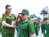 Khởi động chương trình 