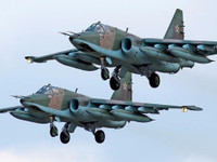 [ẢNH] Nga bất ngờ tái triển khai Su-25SM3 tại Hmeimim, chuẩn bị oanh kích Idlib quy mô lớn?