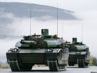 [ẢNH] Lắp đại pháo 140mm, siêu tăng Pháp nhảy vọt ngoạn mục trên bảng xếp hạng