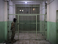 [ẢNH] Lo sợ tù nhân nổi loạn, lực lượng người Kurd tăng cường an ninh tại các nhà tù IS