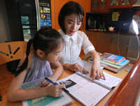 Nữ cảnh sát cơ động 6 lần trao tặng 