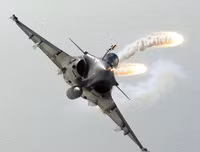 Hai chiến hạm Pháp 