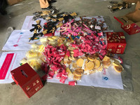 Cận cảnh số hàng hóa 