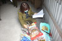 Cận cảnh số hàng hóa 