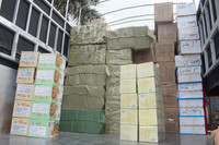 Cận cảnh số hàng hóa 