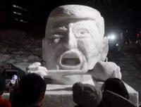 [Ảnh] Những tác phẩm điêu khắc bằng băng tuyệt đẹp khiến người xem sửng sốt