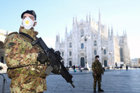 [ẢNH] Tham mưu trưởng lục quân Ý Tướng Salvatore Farina nhiễm Covid-19