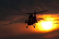 [ẢNH] Phi đội trực thăng OH-1 Ninja Nhật Bản quay lại bầu trời sau...4 năm nằm đất