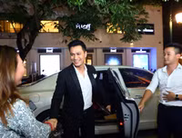 Việt Anh tậu Bentley siêu sang sau 