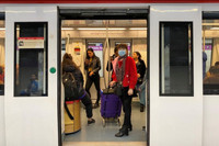 [ẢNH] Tây Ban Nha phong tỏa Thủ đô Madrid để đối phó dịch Covid-19