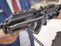 [ẢNH] Chiêm ngưỡng súng phóng lựu kẹp nòng độc đáo Việt Nam tự chế tạo