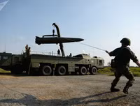 Cận cảnh những vũ khí uy lực của Lực lượng tên lửa và pháo binh Nga