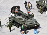 Cận cảnh những vũ khí uy lực của Lực lượng tên lửa và pháo binh Nga