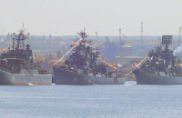 [ẢNH] Nga dễ dàng nhấn chìm toàn bộ hạm đội Mỹ xuất hiện tại Biển Đen?