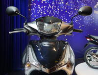 [ẢNH] Honda Future 2018 phong cách SH giá từ 30,2 triệu tại Việt Nam