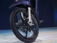 [ẢNH] Honda Future 2018 phong cách SH giá từ 30,2 triệu tại Việt Nam