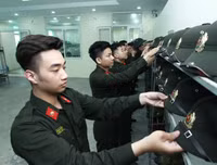 Khổ luyện rèn lính mới