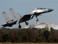 [ẢNH] Tiêm kích Pakistan bất ngờ tấn công dữ dội, Ấn Độ dồn Su-30MKI về sát biên giới