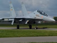 [ẢNH] Tiêm kích Pakistan bất ngờ tấn công dữ dội, Ấn Độ dồn Su-30MKI về sát biên giới