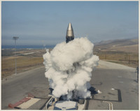 [ẢNH] Mỹ để ngỏ khả năng khôi phục đoàn tàu tên lửa liên lục địa mạnh hơn Baguzin của Nga