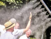 [ẢNH] Nắng nóng khủng khiếp 