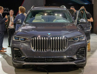 [ẢNH] BMW X7 đẹp long lanh trong lần đầu xuất hiện trước công chúng