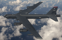 [ẢNH] Mỹ điều B-52 sẵn sàng ném bom rải thảm nếu đối phương tiếp cận xác F-35A Nhật Bản