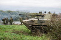 [ẢNH] Tìm hiểu xe thiết giáp Nga vừa vượt đèn đỏ đâm ô tô