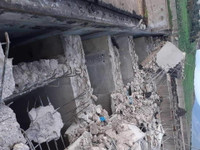 [ẢNH] Phiến quân ngông cuồng thách thức Nga ném bom vị trí của mình