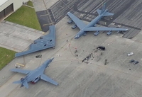 [ẢNH] Mỹ triển khai máy bay ném bom chiến lược B-1B, B-2 và B-52 khắp toàn cầu