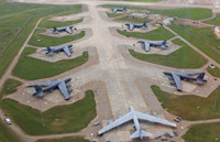 [ẢNH] Mỹ triển khai máy bay ném bom chiến lược B-1B, B-2 và B-52 khắp toàn cầu