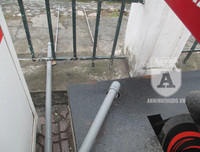 Xe đạp lọc nước ở hồ Hoàng Cầu 