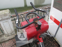 Xe đạp lọc nước ở hồ Hoàng Cầu 