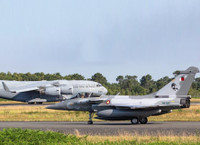 [ẢNH] 'Chiến đấu cơ' đắt hơn F-35A Mỹ tiếp tục đổ về Trung Đông