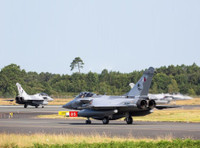 [ẢNH] 'Chiến đấu cơ' đắt hơn F-35A Mỹ tiếp tục đổ về Trung Đông