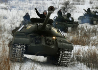 [ẢNH] Nga mở kho dự trữ 