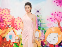 Huyền My đẹp tựa 